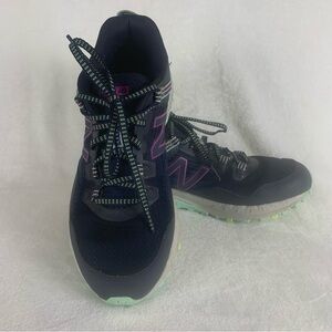 New Balance Women's 410v6 Trail Shoes Navy with Purple & Blue size 10 athleisure